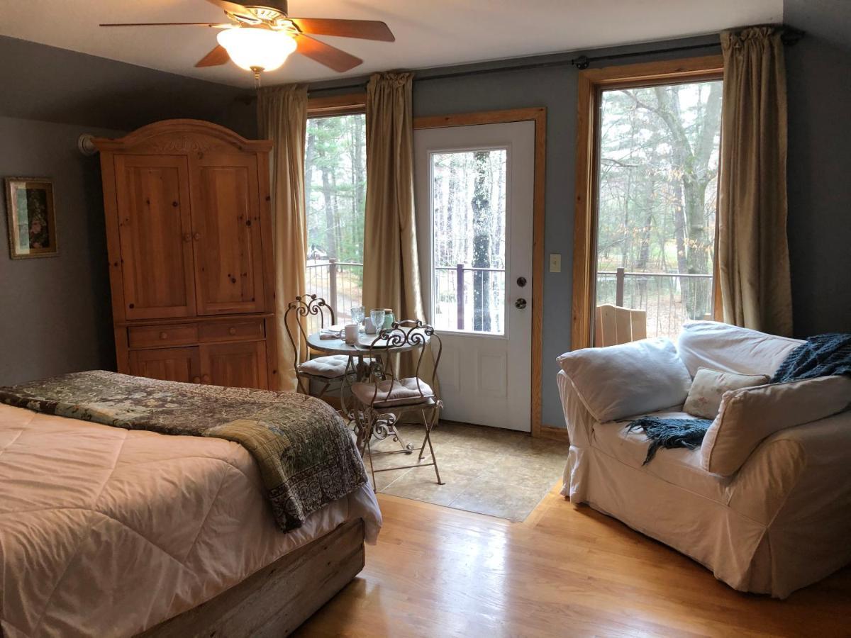 Bed And Breakfast Suite At The Wooded Retreat Pine City Ngoại thất bức ảnh