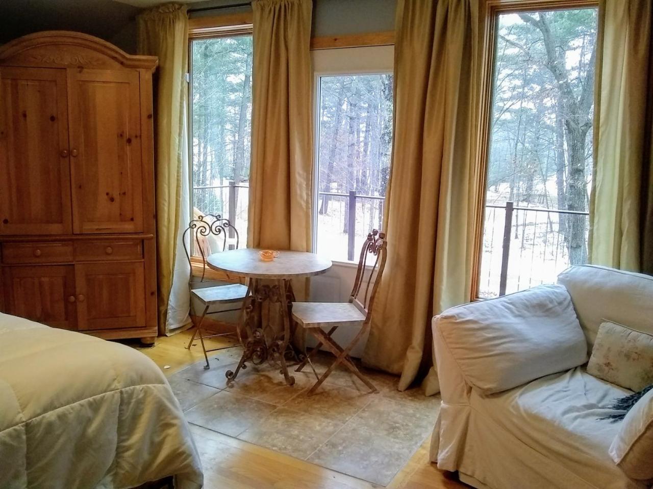 Bed And Breakfast Suite At The Wooded Retreat Pine City Ngoại thất bức ảnh
