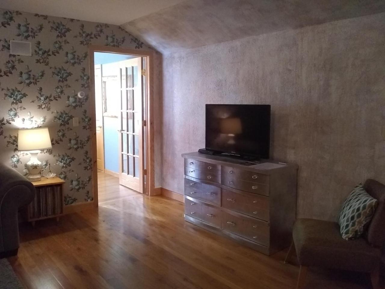 Bed And Breakfast Suite At The Wooded Retreat Pine City Ngoại thất bức ảnh